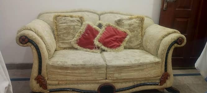 Sofa set For Sale urgent