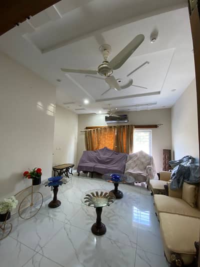 10 Marla House Available For Sale on Hot Location Block T