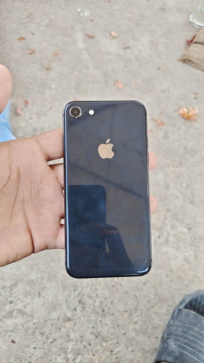 Apple iPhone 8 0