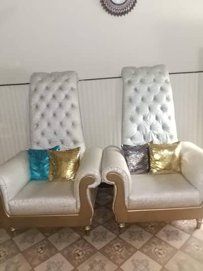 Luxury White Tufted Sofa Chairs – 2 Piece Set – Peshawar