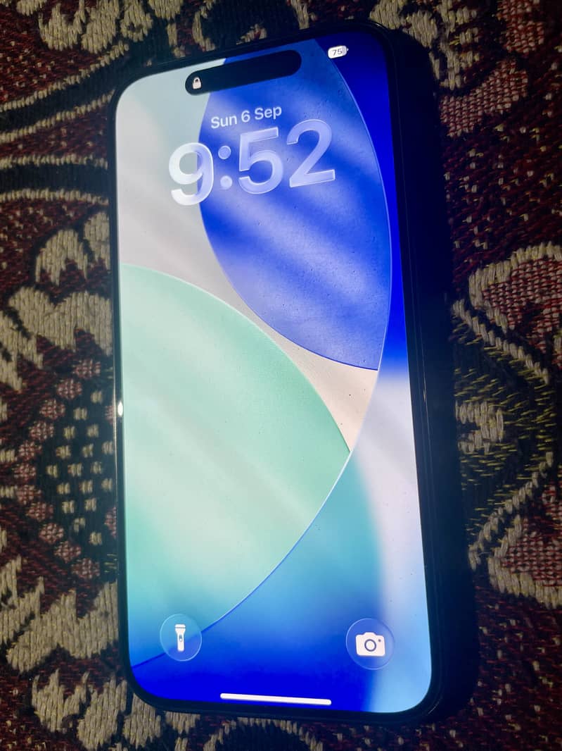 iPhone 15 Pro 4