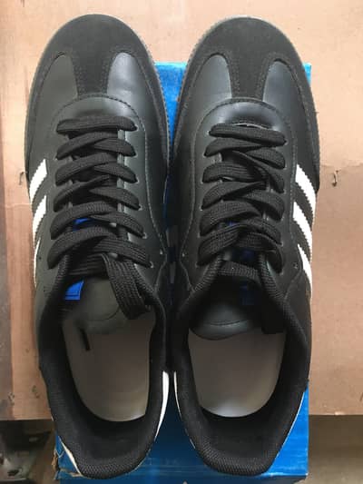Adidas Samba – Size [43] | Worn Only Once (10/10 Condition)