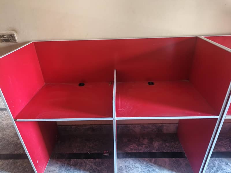 2/2 computer Tables 6