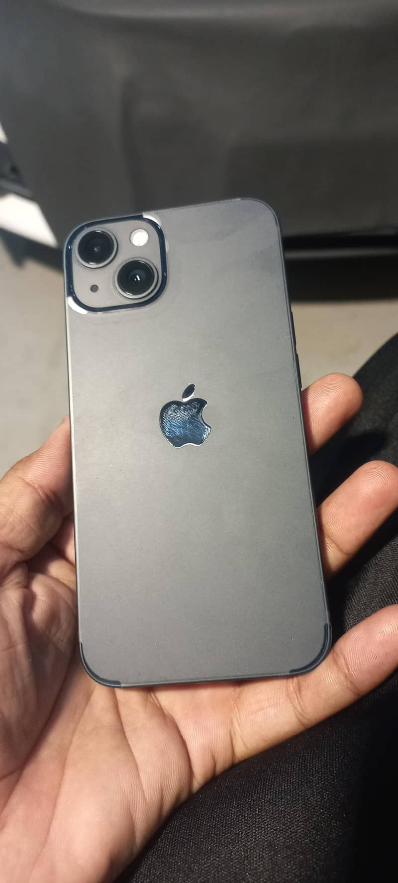 Apple iPhone 13 0