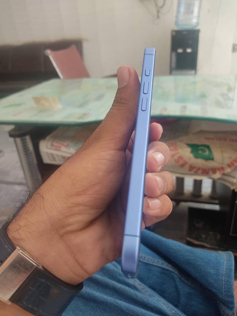 Apple iPhone 16 Plus jV 2