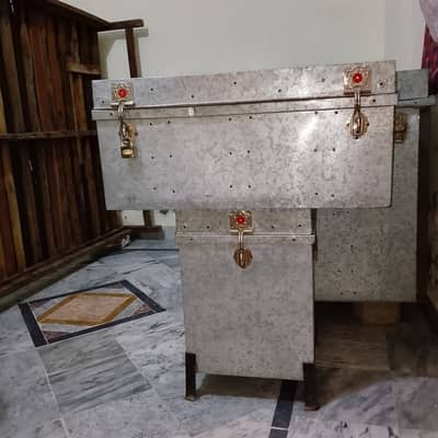 Argnt for sale munsaib qimeat peti set completely03226581603
