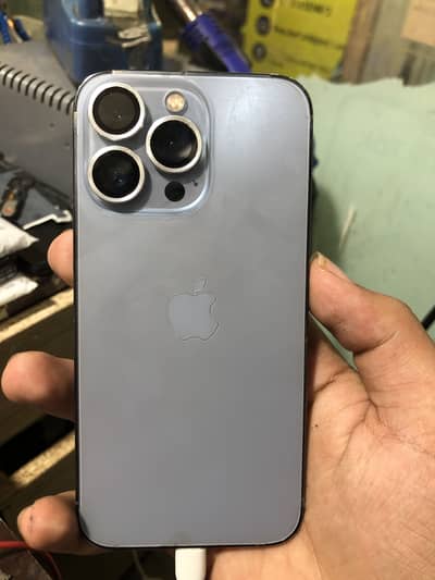 Apple iPhone 13 Pro
