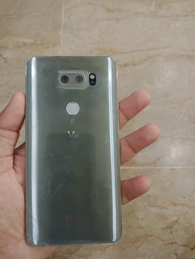 LG V30 4/64 single sim pta approved OLED display type c port