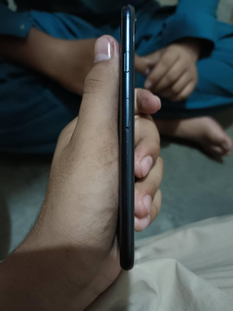 Apple iPhone SE 3