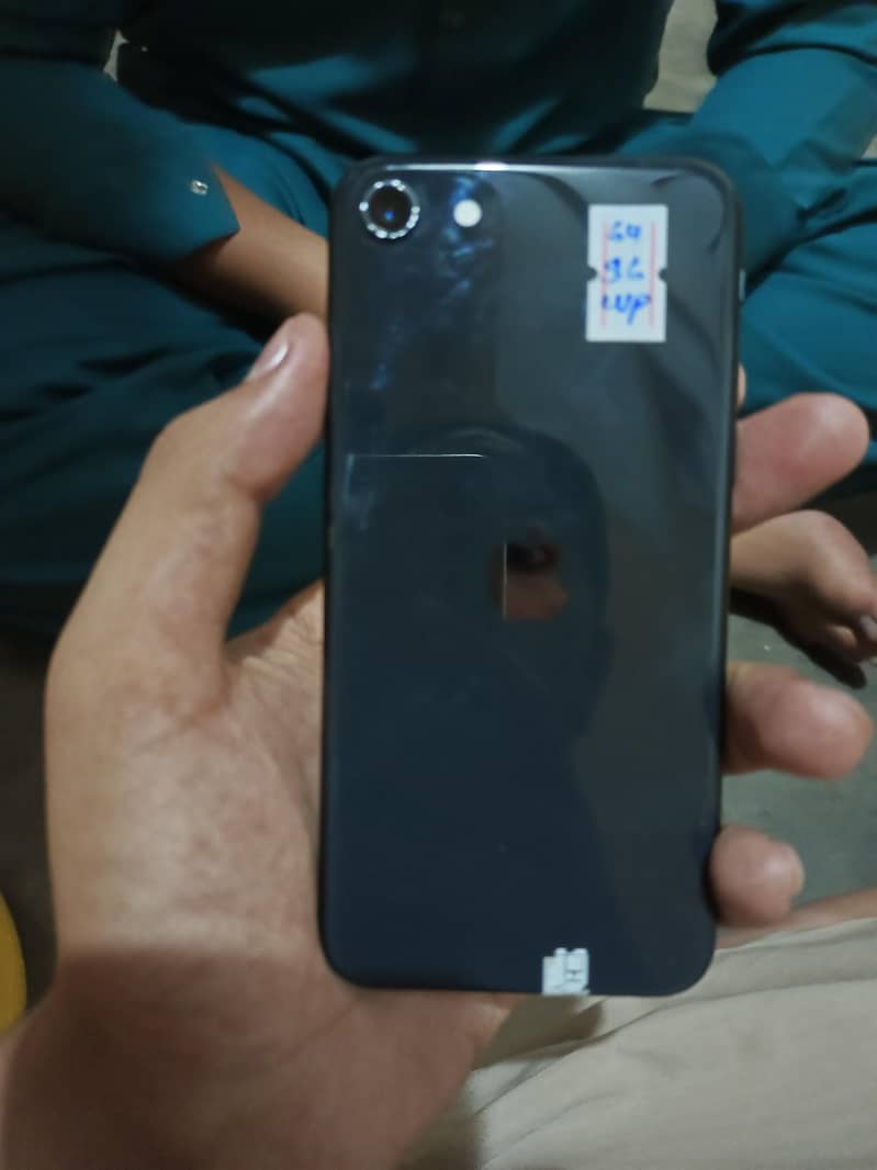 Apple iPhone SE 4