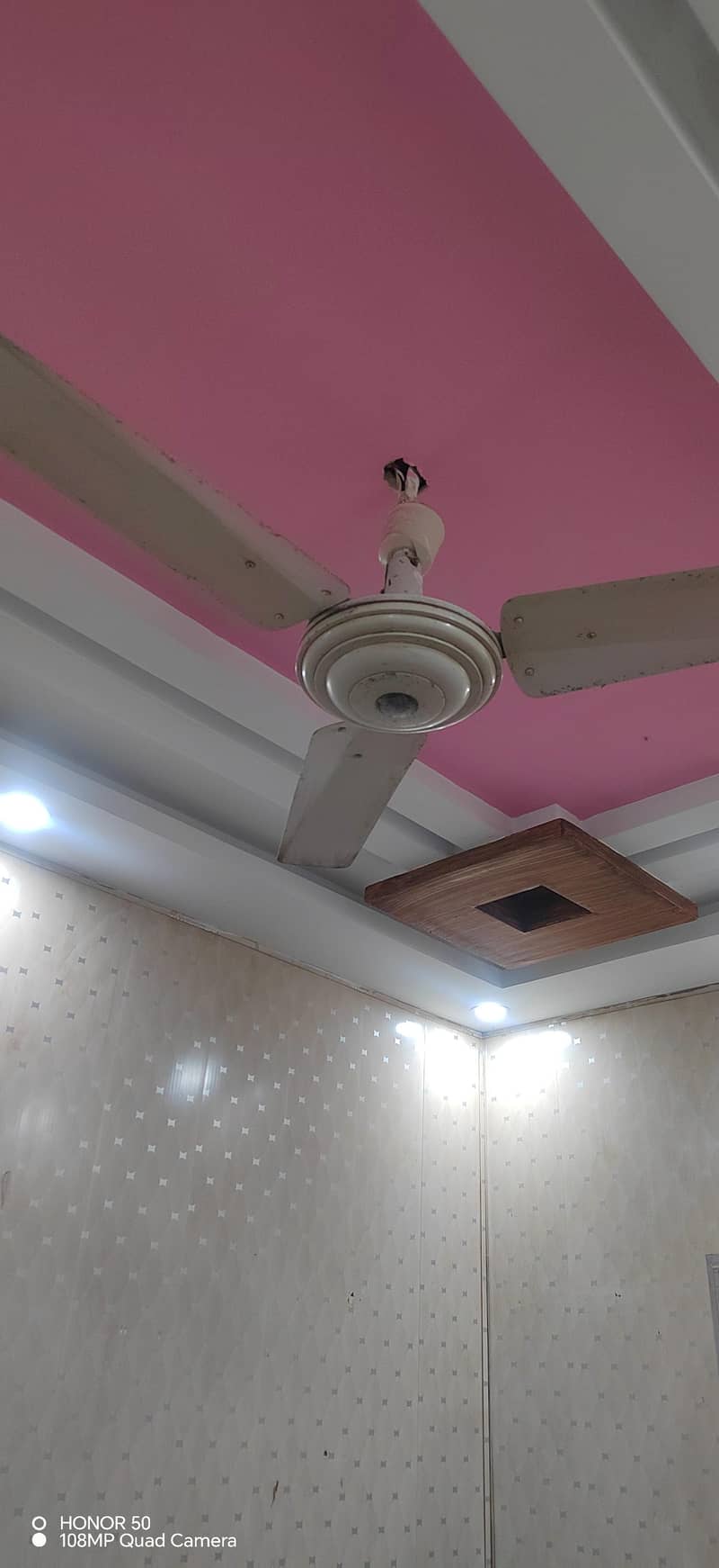 ceiling fan 0