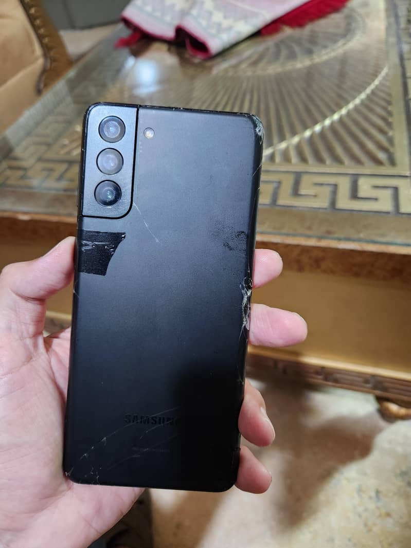 galaxy S21 plus 7