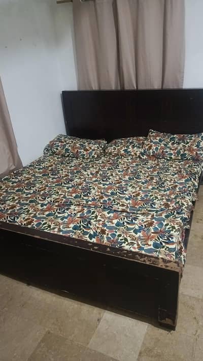 wooden bed