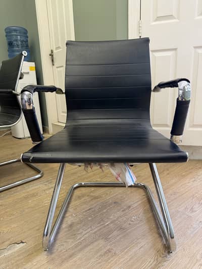 2 office Chairs available in Dha phase 2 Islamabad