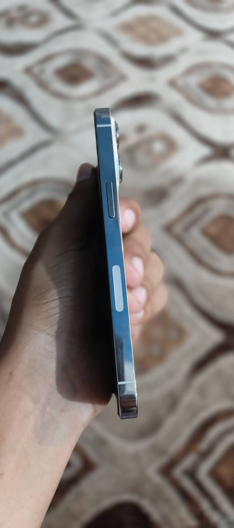 Apple iPhone 13 Pro 1