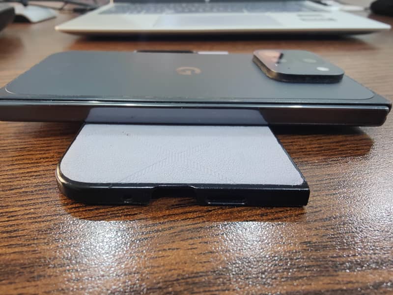 Google Pixel Fold 9 Pro 10/10 Working SIM 6