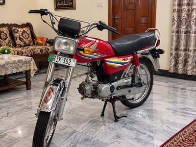 Honda CD70/ 2015 __03279583582