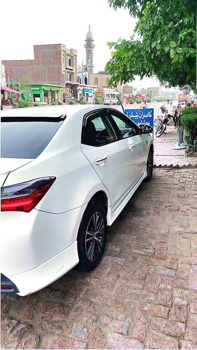 Toyota Corolla Altis 2021 [03000-537797]