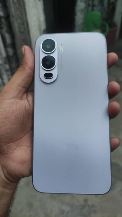 Itel city 200