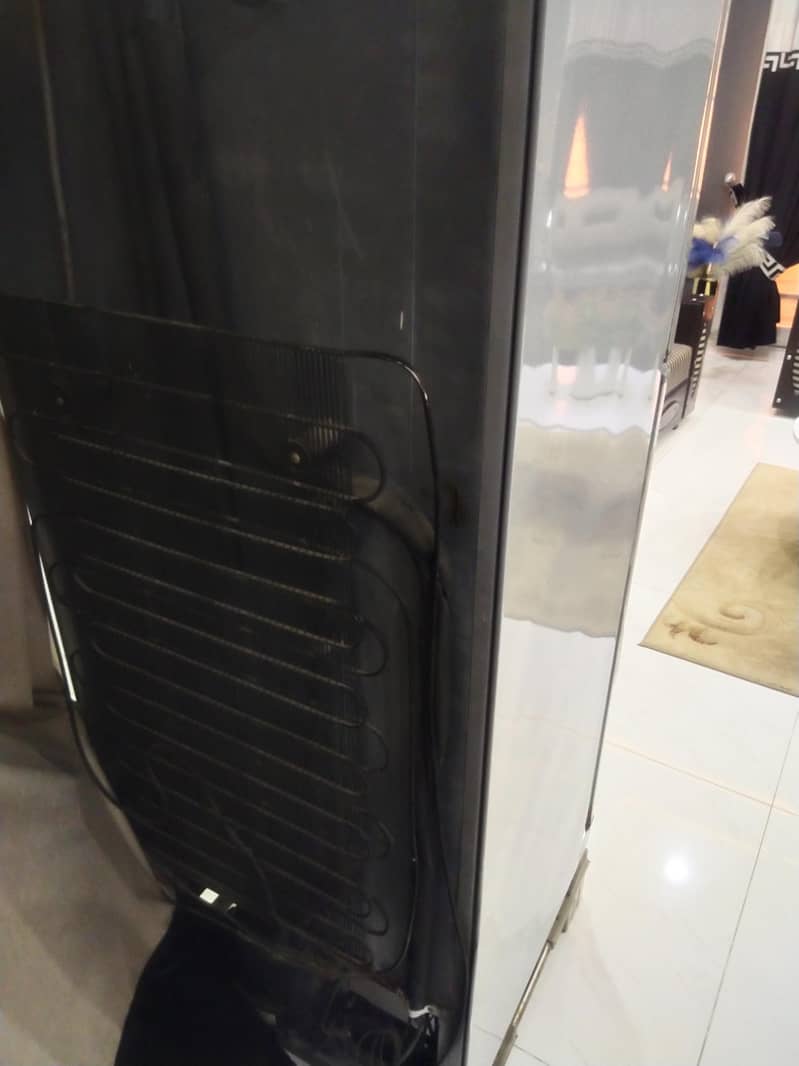 dawlance medium size fridge 5