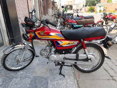 HONDA CD 70 Model 2025