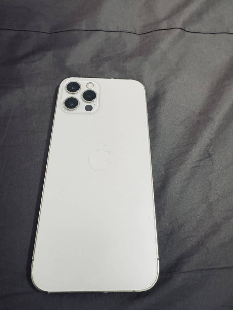 Apple iPhone 12 Pro 1