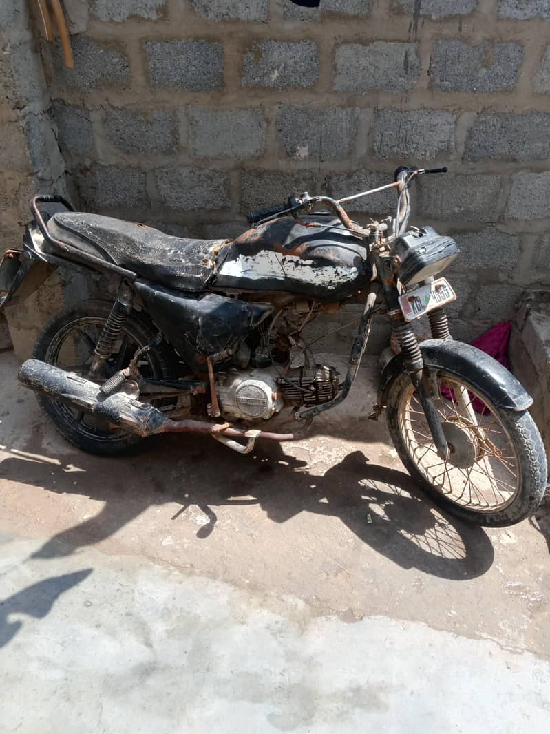 Unique 100 3