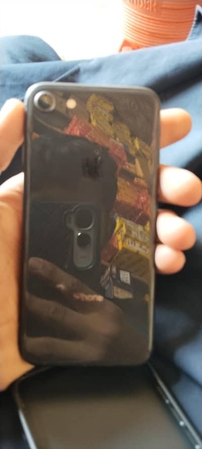 Apple iPhone 8