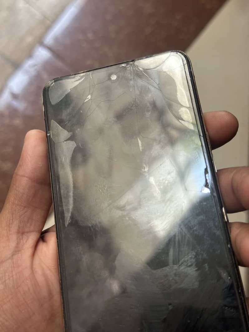 Tecno CAMON 18T 1