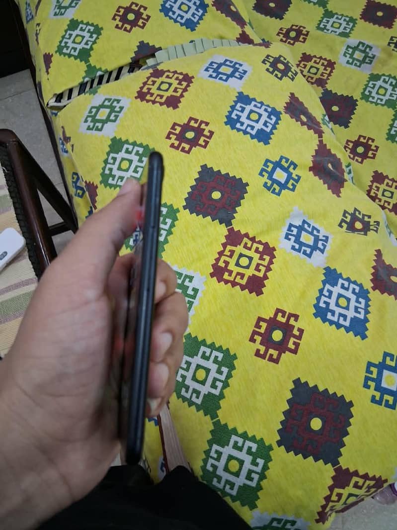 Apple iPhone 7 1
