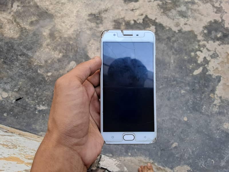 OPPO A57 1