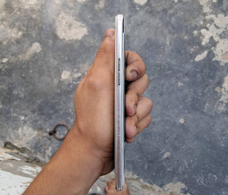 OPPO A57 3