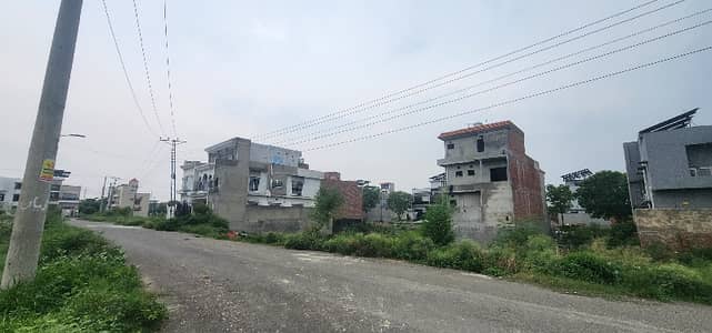 Good Location Plot For Sale
