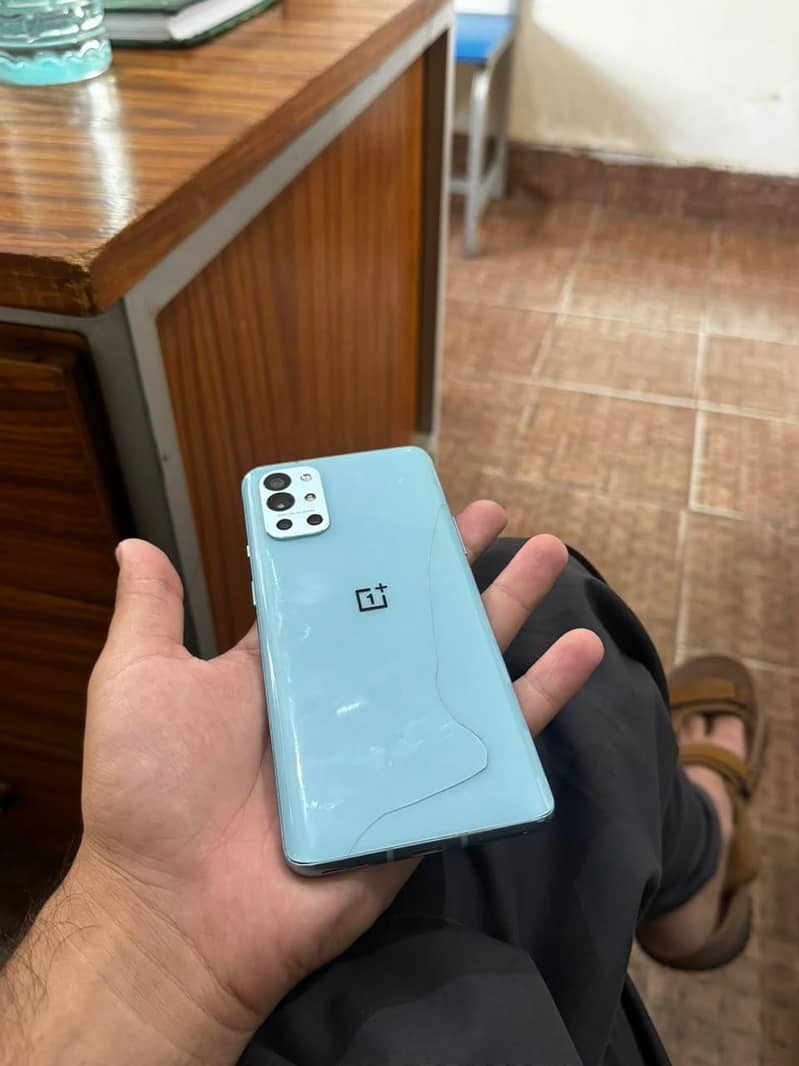 One Plus 9R 3