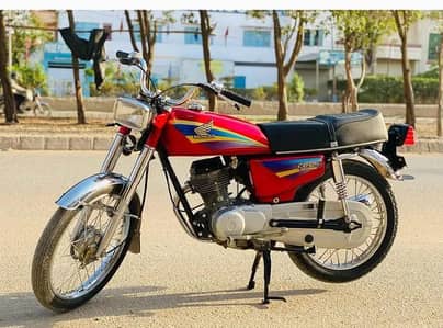 Honda 125cc bike urgent for sale 03278130349