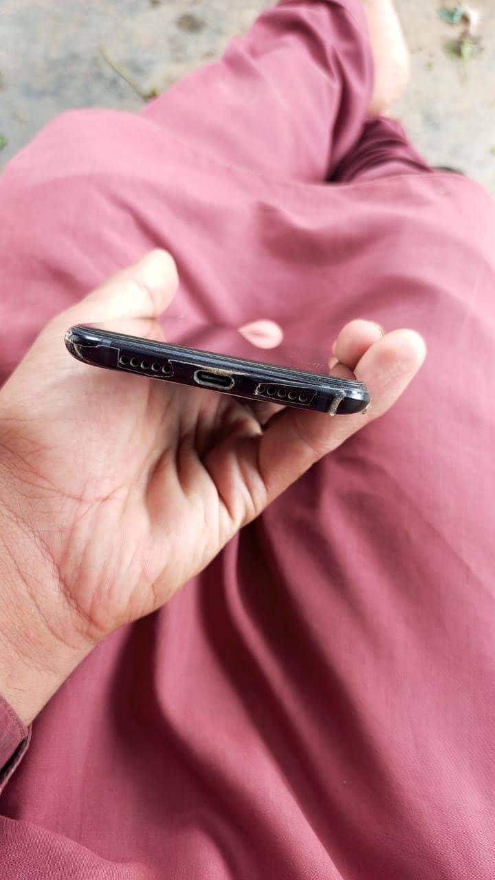 One Plus 6T 3