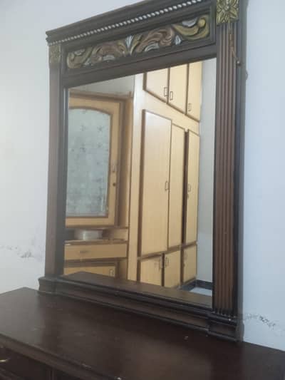 dressing table