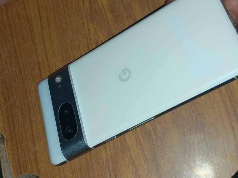 Google Pixel 7 3