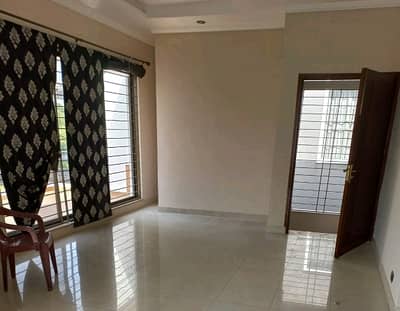 Ready To Buy A Prime Location Upper Portion 1 Kanal In DHA Phase 3