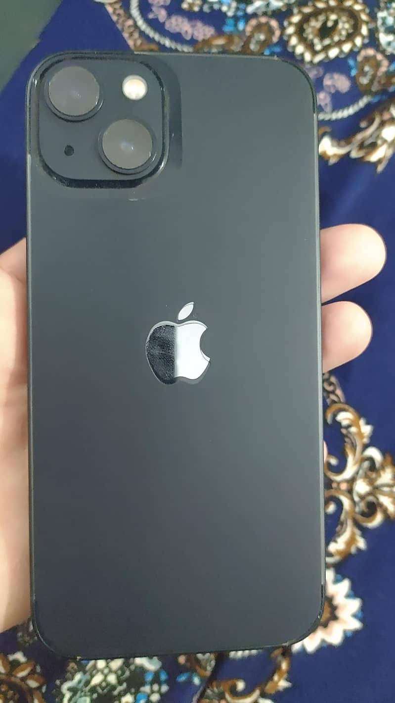 Apple iPhone 13 0