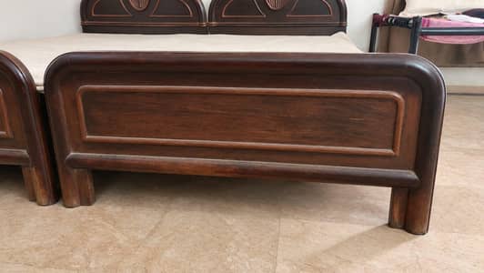 2 single bed for sale in good condition