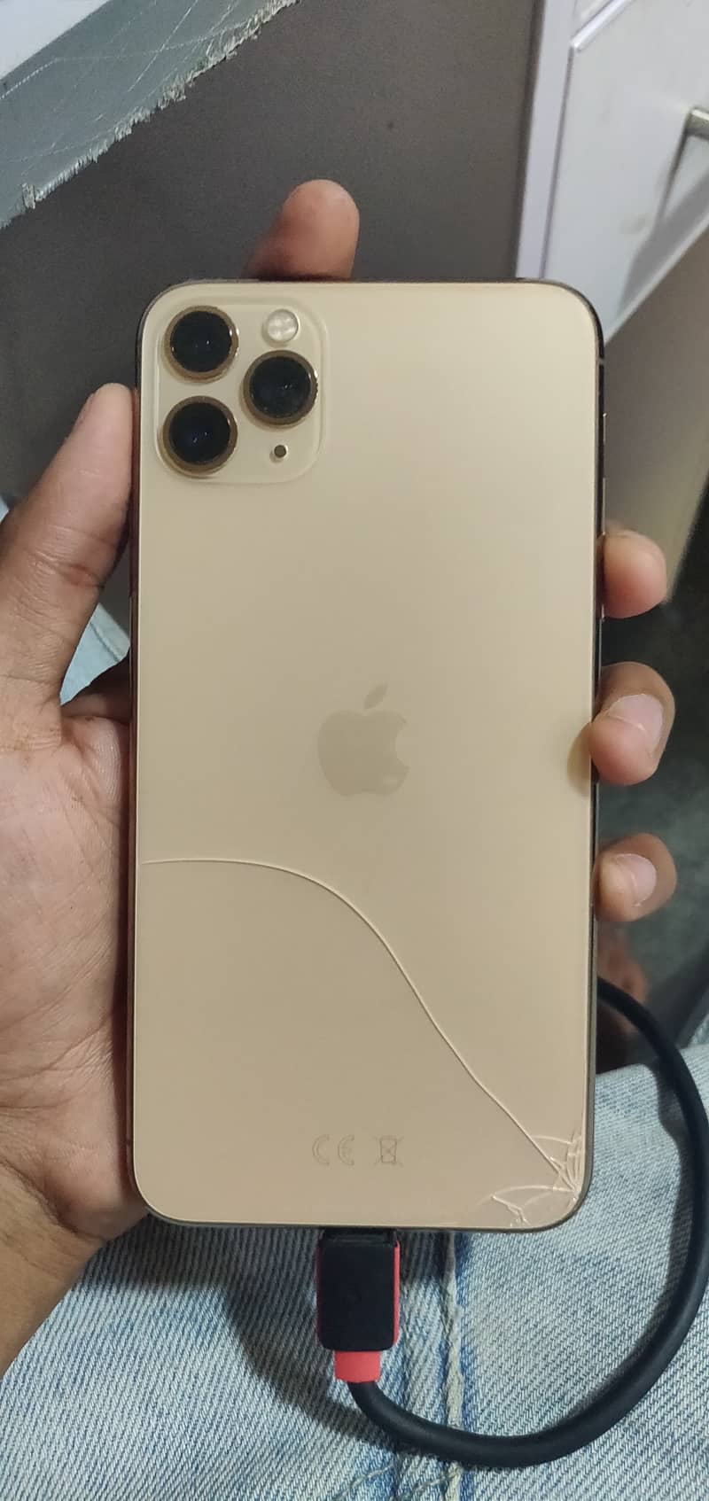 Apple iPhone 11 Pro Max 2