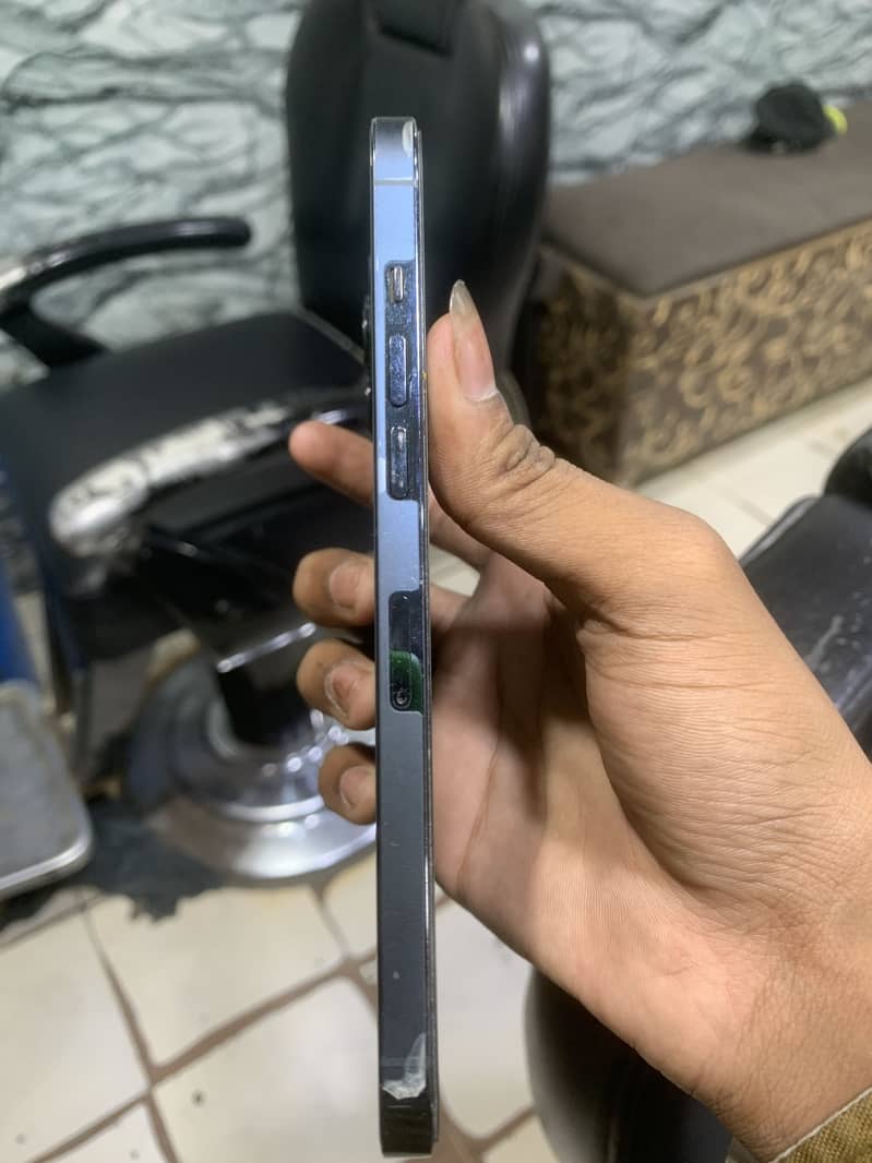 Apple iPhone 12 Pro Max 1