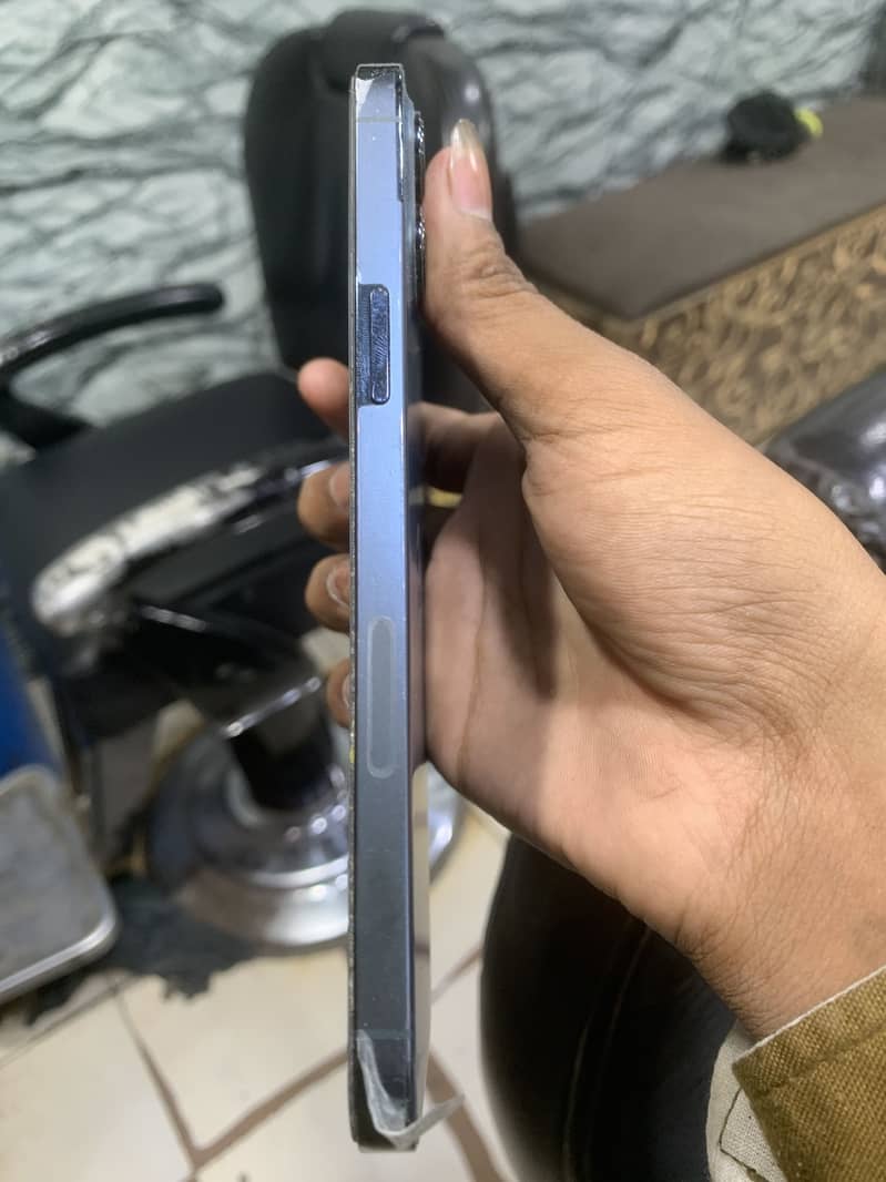Apple iPhone 12 Pro Max 2