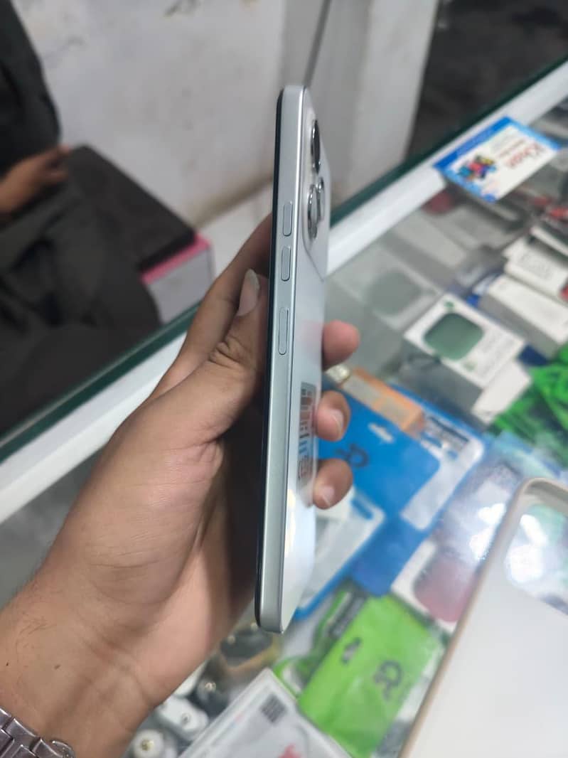 Tecno Spark 40 2