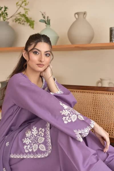 3 Pcs Women’s Stitched Lawn Embroidered Suit