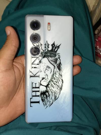 Tecno camon 40 pro