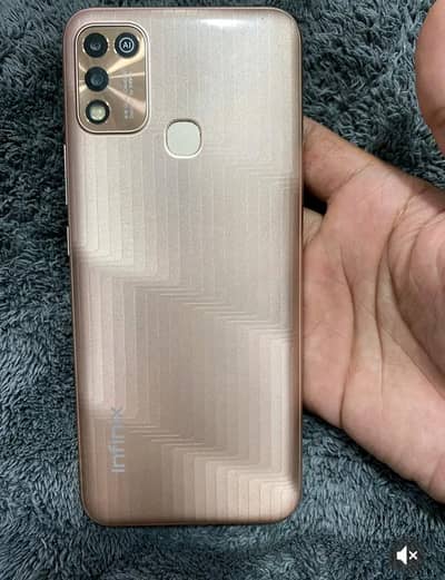 Infinix Hot 11 Play