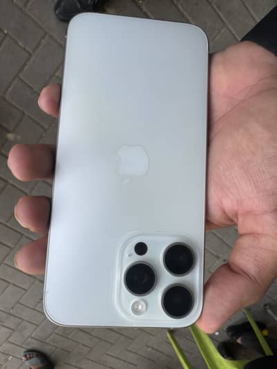 Apple iPhone 15 Pro Max