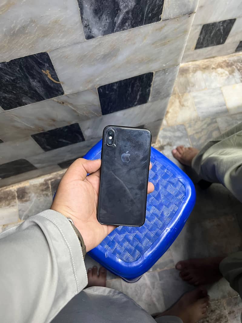 Apple iPhone X 1